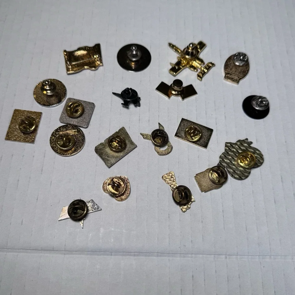 VTG Lapel Pins US Military MAGA NRA AIR FORCE FIDF WWP USA 9-11 Liberty Patriot+